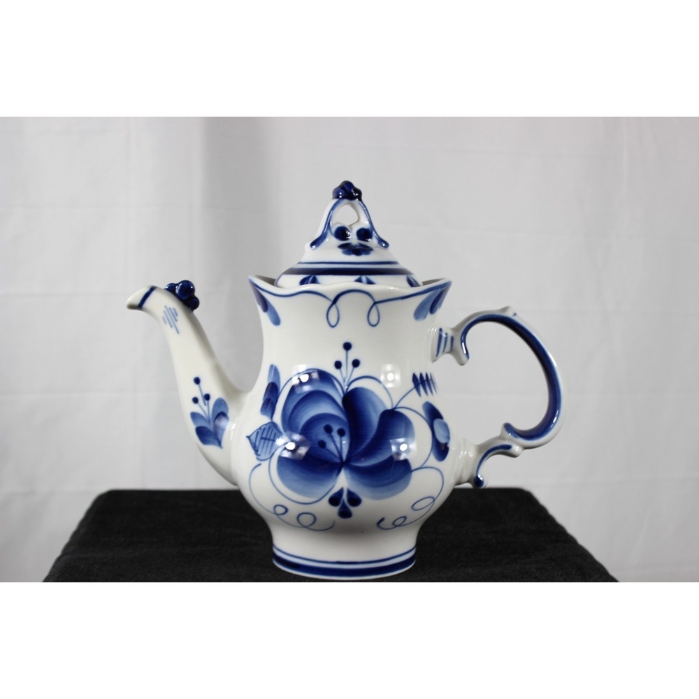 Gzhel Tea/Coffee Pot Porcelai Blue/White Floral VTG